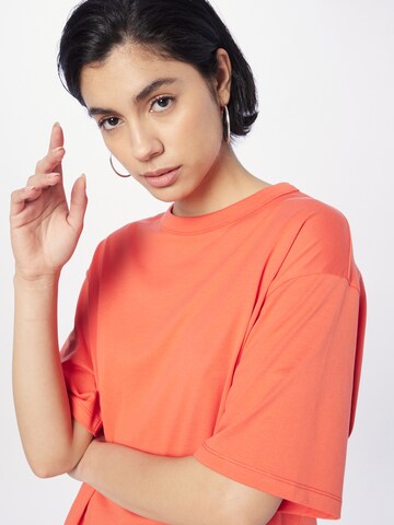 T-shirt 'ARETA' DRYKORN en orange