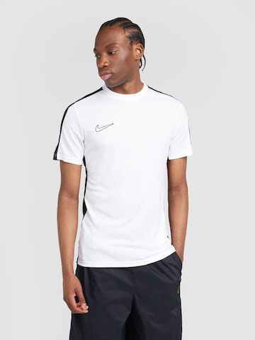 NIKETehnička sportska majica 'Academy23' - bijela boja: prednji dio