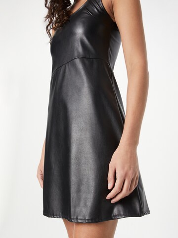 Robe Dorothy Perkins en noir