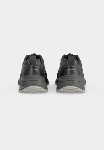 Calvin Klein Sneaker 'HIKE RUNN' in Grau