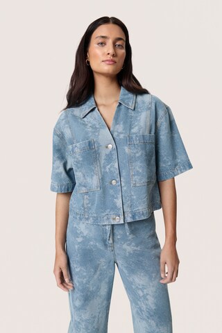 SOAKED IN LUXURY Blouse 'SLAltea' in Blue: front