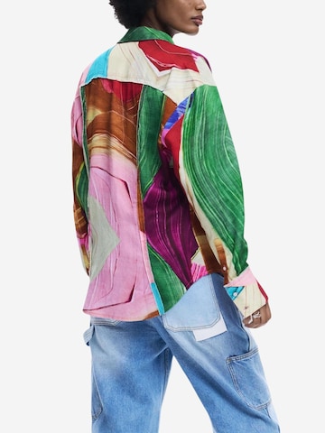 Maglietta 'CAM_TUTIFRUTTI 26SWCWX4' di Desigual in verde
