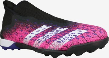 Adidas Sport Jalkapallokengät 'Predator Freak 3' värissä vaaleanpunainen: etupuoli