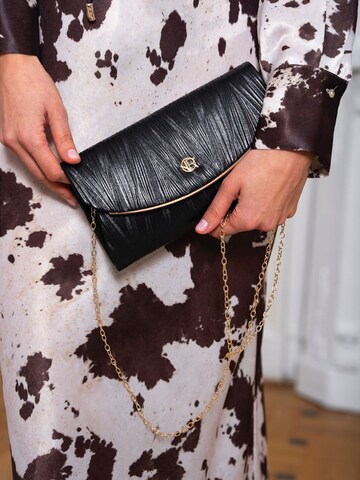 Tomshop24-7 Clutch 'Rovicky Nela' in Black