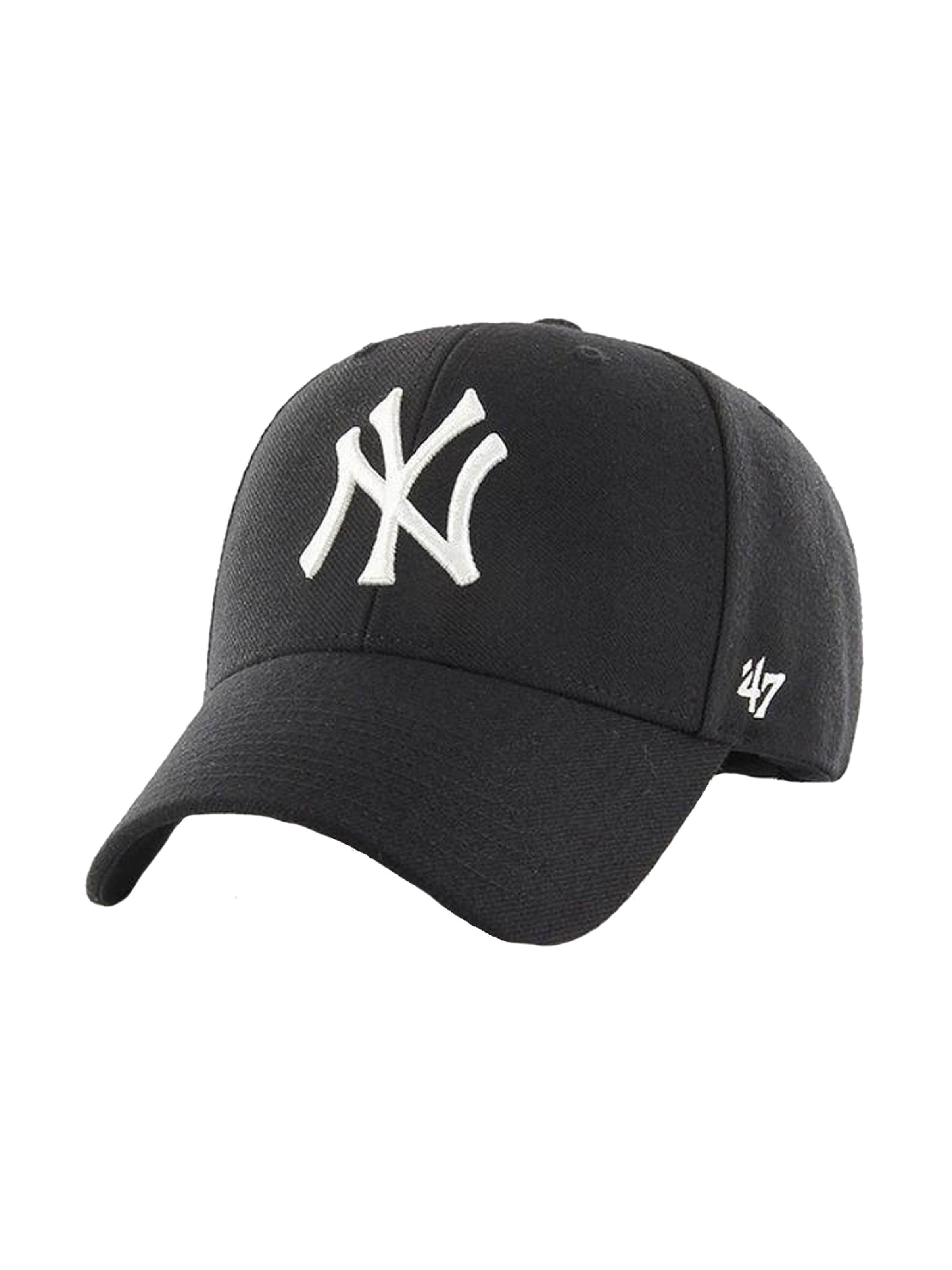 47 Cap in Black: front