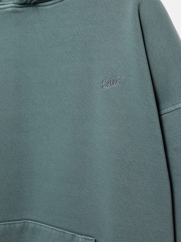 Pull&Bear Sweatshirt 'STWD' i grøn