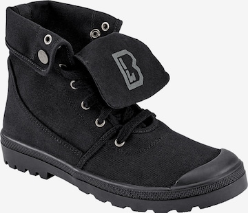 Baskets basses Brandit en noir : devant