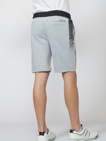 KOROSHI Regular Trousers in Grey
