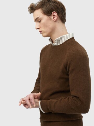 Ramsey Sweater in Brown