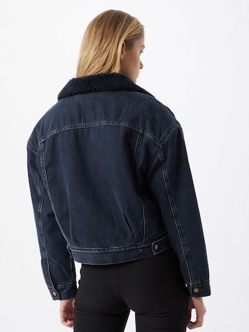 LEVI'S ® Prehodna jakna 'New Heritage Sherpa' | modra barva