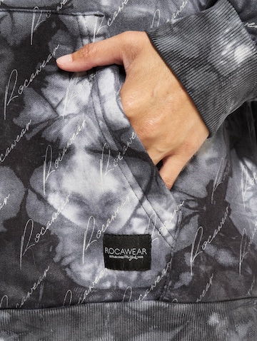 Sweat-shirt 'Get Loud' ROCAWEAR en gris