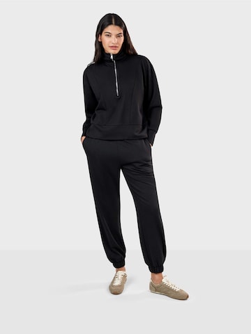Gisela Sweatshirt i sort: forside