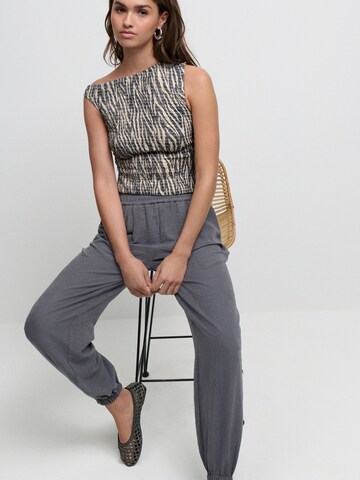 Next Top | bež barva