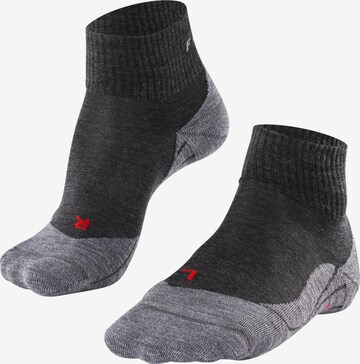 Chaussettes de sport FALKE en gris