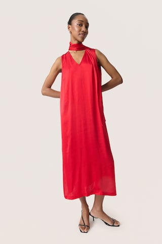 SOAKED IN LUXURY - Vestido 'SLAsja' em vermelho