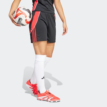 ADIDAS PERFORMANCE Regular Sportshorts 'Tiro 24' in Schwarz: Vorderseite