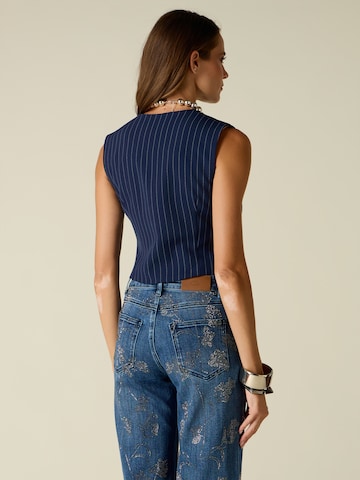 oltre Vest in Blue