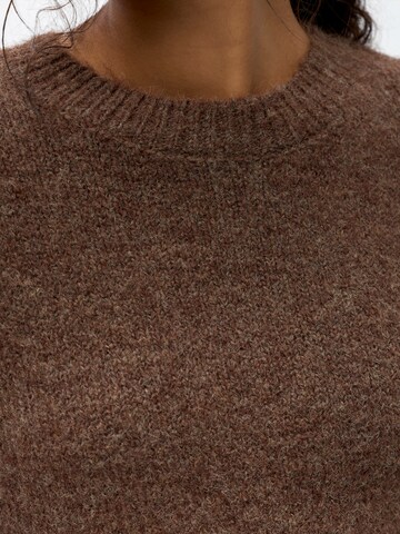 OBJECT Sweater 'OBJSAGGIA' in Brown