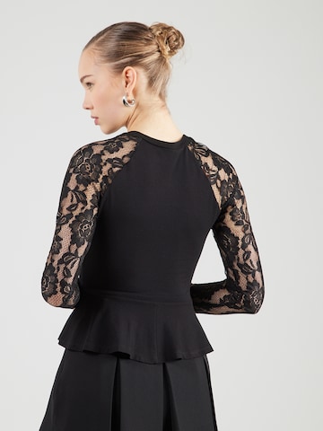 Tricou 'Elaine' de la ABOUT YOU pe negru