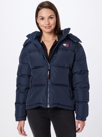 Tommy Jeans Winterjas 'Alaska' in Blauw: voorkant