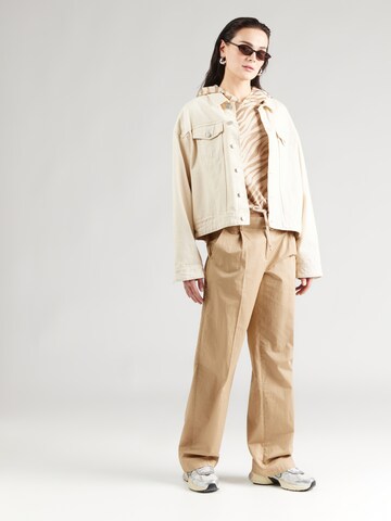 Hailys Collegepaita 'Ba44ria' värissä beige