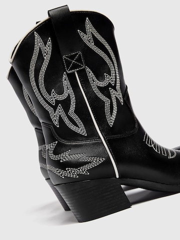 Pull&Bear Cowboy boot in Black