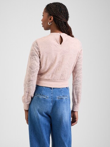 ABOUT YOU Shirt 'Meline' in Pink
