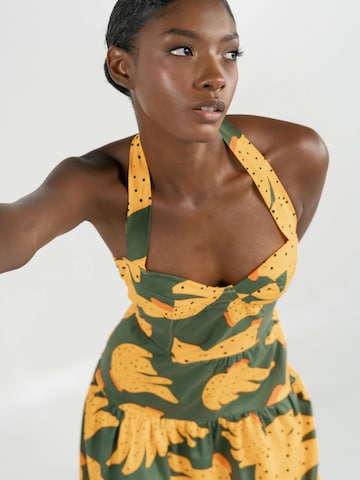 Pineapples Don't Have Sleeves Letní šaty 'Señorita Banana' – béžová