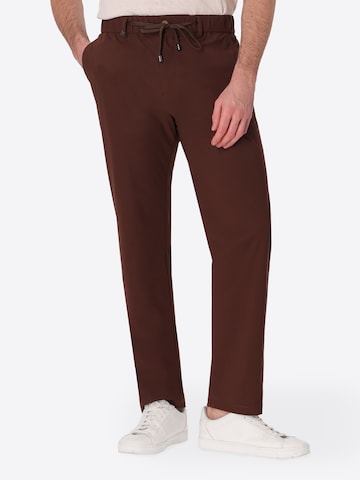 Loosefit Pantalon chino 'T. Active' Distretto12 en marron : devant