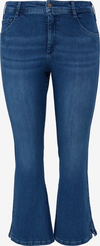 TRIANGLE Flared Jeans in Blauw: voorkant