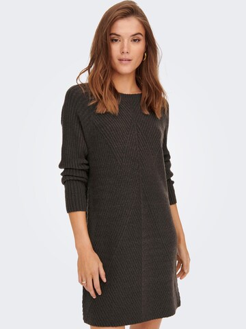 ONLY Knitted dress 'Carol' in Brown