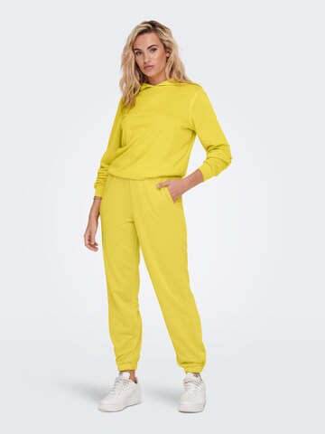 ONLY - Tapered Calças 'DIANA' em amarelo