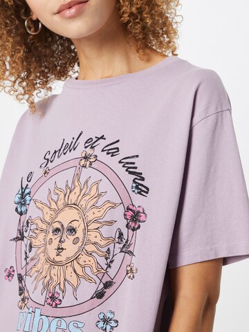 BDG Urban Outfitters T-Shirt 'LUNA' in Lila
