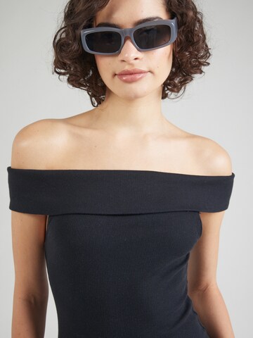 Top di HOLLISTER in nero