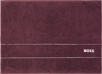 BOSS Bathmat 'PLAIN' in Red: front