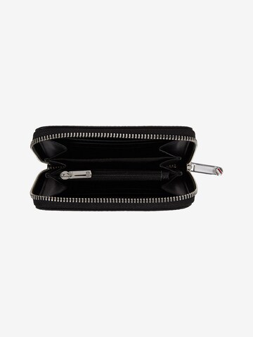 Porte-monnaies TOMMY HILFIGER en noir