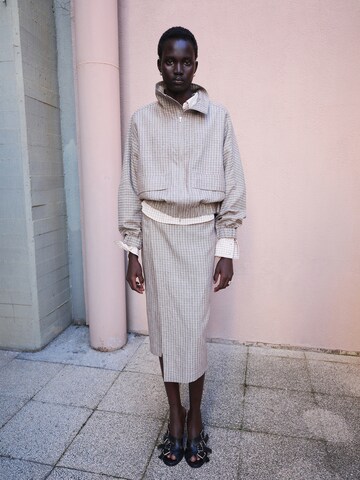 MANGO Prechodná bunda 'Felix' - Sivá