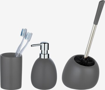 Wenko Bathroom Set in Grey: front