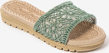 Brasileras - Sandalias 'Breezie' en verde: frente