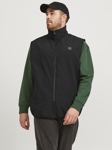 Gilet de sport Jack & Jones Plus en noir : devant