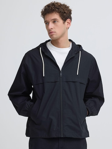 Casual Friday Between-season jacket ' CFSorlie ' in Blue: front