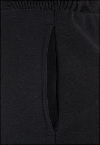 Urban Classics Tapered Broek in Zwart