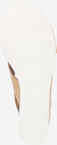 Bata Sandal i beige