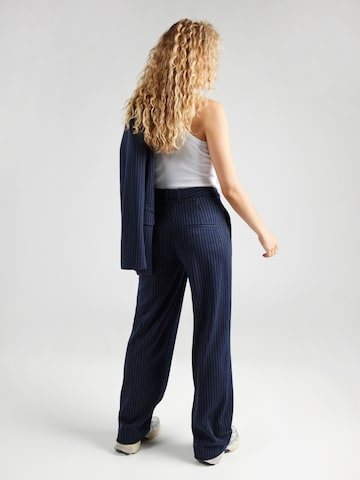 OUI Loose fit Pleat-Front Pants in Blue