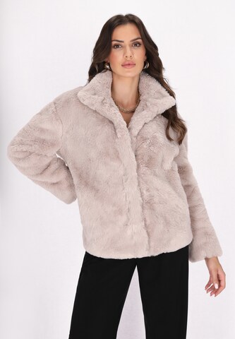Giacca invernale di faina in beige: frontale