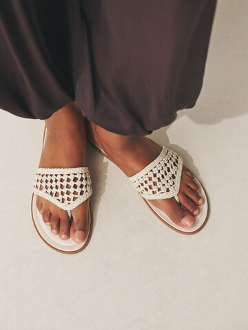 Infradito di Next in bianco