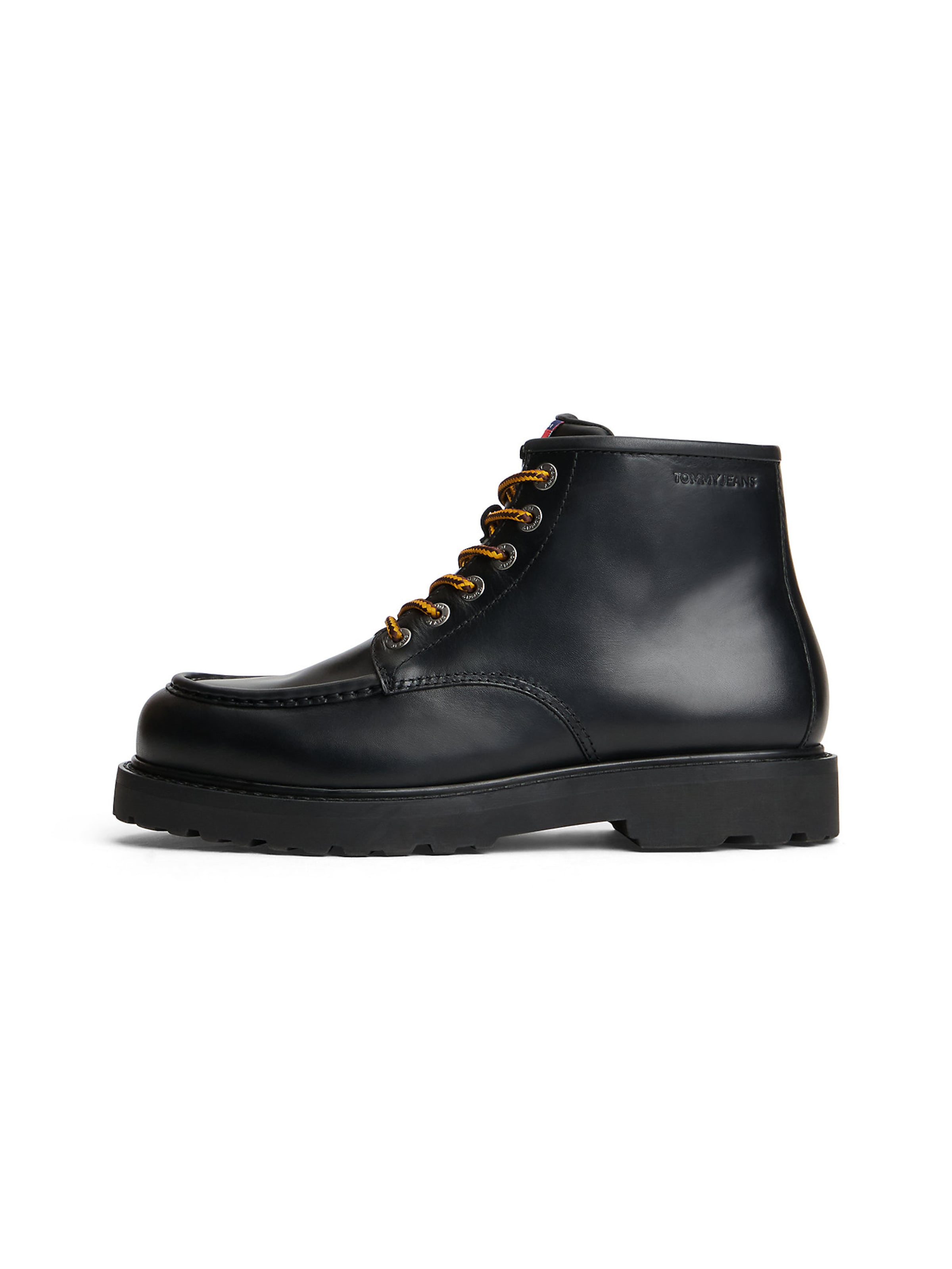 Tommy Jeans Lace-Up Boots in Black: front
