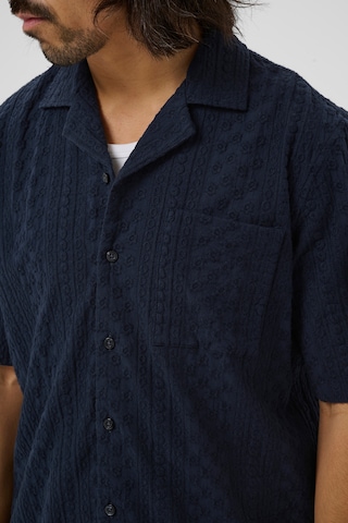 Coupe regular Chemise 'Klampo' Matinique en bleu