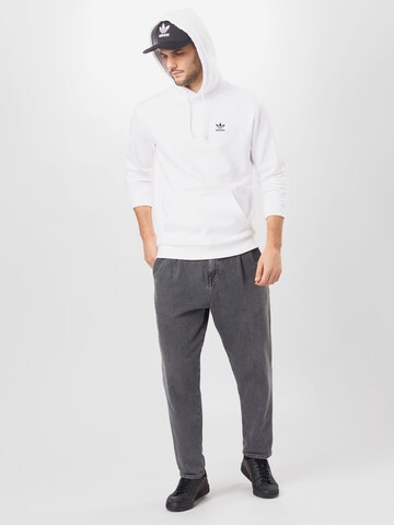 Regular fit Felpa 'Trefoil Essentials' di ADIDAS ORIGINALS in bianco