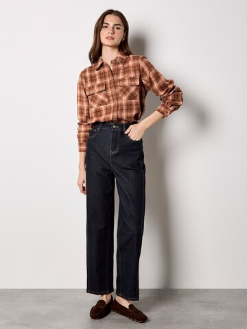 Apricot Blouse ' ' in Pink